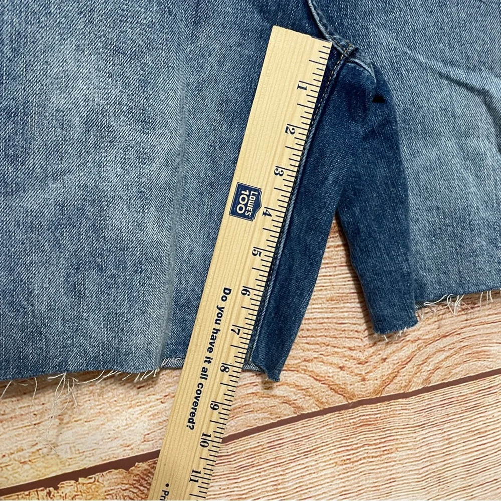 TRUE CRAFT Wyatt High Waist Spring Basa Distressed‎ Denim Shorts